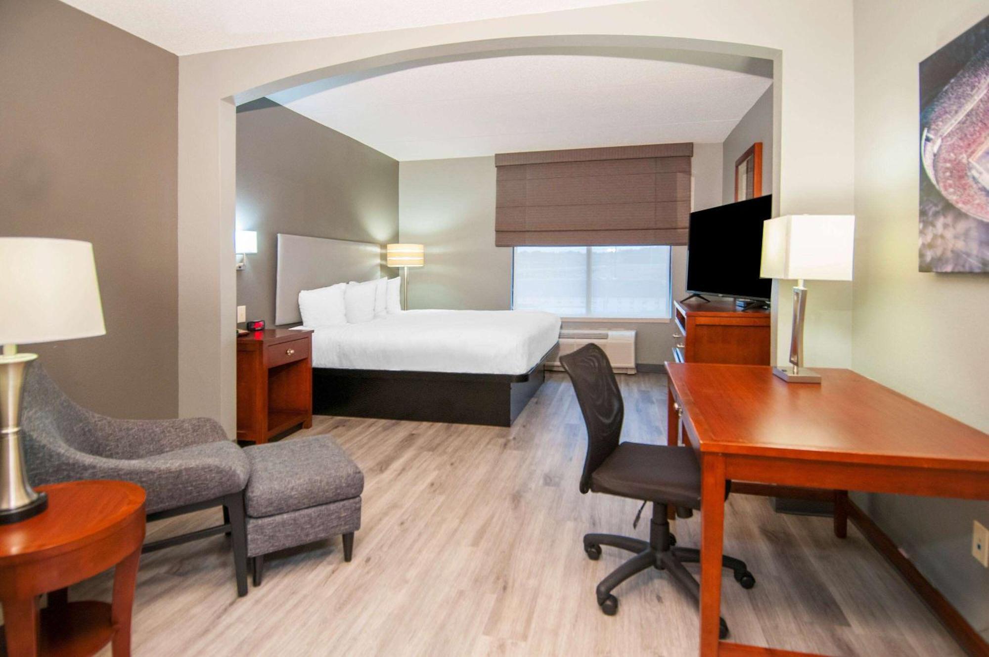 Wingate By Wyndham Tuscaloosa Hotell Eksteriør bilde